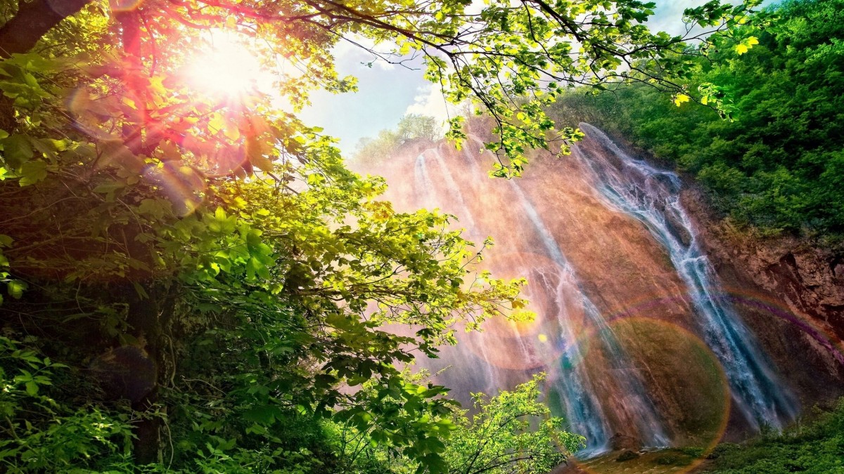 آبشار-منظره-طبیعت